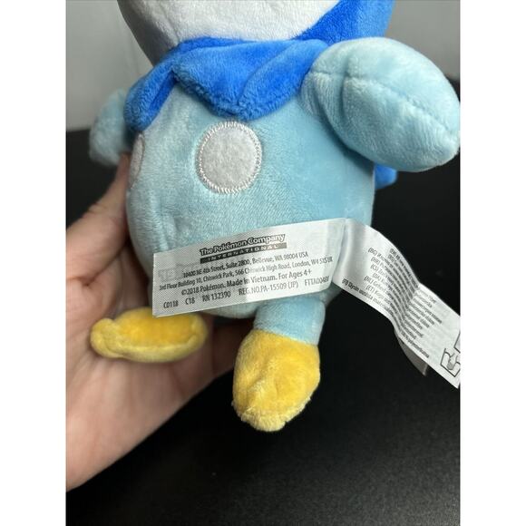 Pokemon Center Piplup Original 8” Poke Plush Doll 2018 Nintendo - Picture 8 of 8